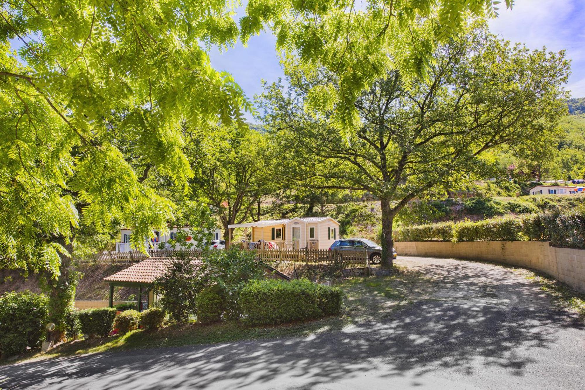 Camping RCN Val de Cantobre Exterior foto